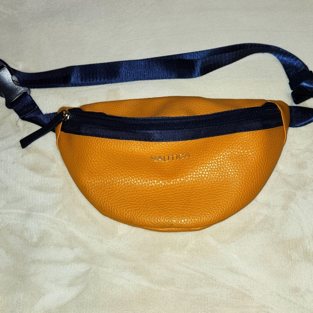EUC Nautica Fanny Pack/Belt Bag